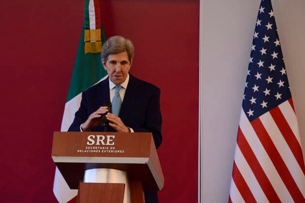 John Kerry Working Visit To Mexico MEXICO CITY, MEXICO - FEBRUARY 9, 2022: John Kerry, US Special Presidential Envoy for Climate, gesticulates while speak during a press conference to discuss climate change and electricity reform at the Foreign Office. On February 9, 2022 in Mexico City, Mexico. (Photo by Carlos Tischler Eyepix Group) Copyright: xCarlosxTischlerx xEyepixxGroupx EYEPIX_CT_09022022_55527