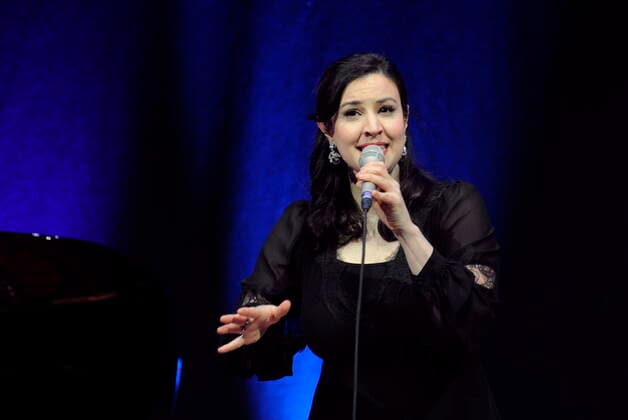 Die deutsch-türkische Jazz-Sängerin Ayca Mirac in der Essener Philharmonie. The German-Turkish jazz singer Ayca Mirac at the Philharmonie Essen. Essen NRW DEU;DE;GERMANY;DEUTSCHLAND;ALLEMAGNE