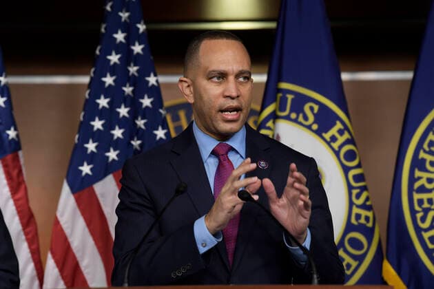 Democratic Caucus Chair Jeffries Hold A American Rescue Plan Press Conference Democratic Caucus Chair Hakeem Jeffries (D-NY) speaks about American Rescue Plan, Jan 6 rioter, during a press conference today on February 08, 2021 at HVC Capitol Hill in Washington DC, USA. Washington DC DC United States  Copyright: xLeninxNollyx originalFilename: nollyaraujo-democrat220208_npJpb.jpg