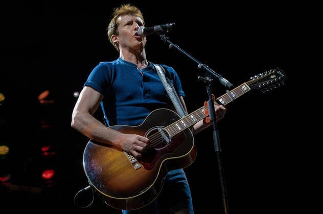 Singer-songwriter James Blunt performs live at Leeds First Direct Arena as part of his Once Upon A Mind tour Featuring: James Blunt Where: Leeds, Yorkshire, United Kingdom When: 11 Feb 2022 Credit: Graham Finney Cover Images Copyright: xx 51150182 EDITORIAL USE ONLY. NOT FOR USE BY NEWSPAPERS BASED IN THE UK.