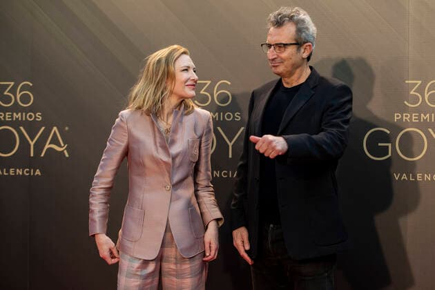 Cate Blanchett In Press Conference Of Goya Awards Cate Blanchett poses with Mariano Barroso during Press conference a prelude to the Goya Awards Gala 2022 at Reina Sofia palace. On February 12, 2022. Valencia Spain  Copyright: xJosexMiguelxFernandezx originalFilename: fernandezdevelascosanz-cateblan220212_npqC6.jpg