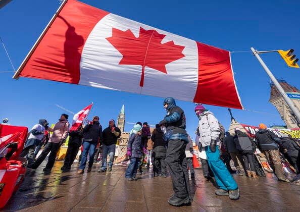 February 13, 2022, Ottawa, on, Canada: People gather for an anti-mandate protest on Parliament Hill in Ottawa on Sunday, February 13, 2022. Ottawa Canada  - ZUMAc35_ 20220213_zaf_c35_089 Copyright: xFrankxGunnx