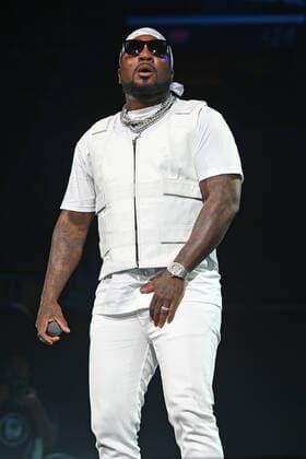 SUNRISE FL - FEBRUARY 12: Jeezy performs during the Legendz of the Streetz Tour at The FLA Arena on February 12, 2022 in Sunrise, Florida. Copyright: xmpi04x