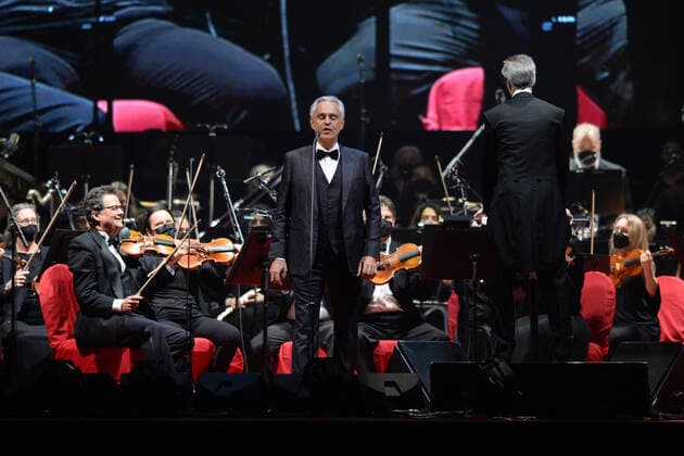 SUNRISE FL - FEBRUARY 14: Andrea Bocelli performs during the Believe World Tour on Valentine s Day at The FLA Arena on February 14, 2022 in Sunrise, Florida. Copyright: xmpi04x