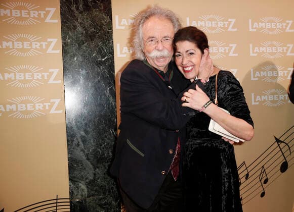 Jean Puetz mit Ehefrau Pina Coluccia 20. LAMBERTZ MONDAY NIGHT am 29. Januar 2018 in Alter Wartesaal in Köln *** Jean Puetz with Wife Pina Coluccia 20 Lambertz Monday Night on 29 January 2018 in Age Waiting room in Cologne Copyright: xVISTAPRESSx xG.xChlebarov