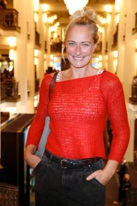 Eva Mona Rodekirchen Young Show öIm Labyrinth der Bücher˜ Weltpremiere im Friedrichstadt-Palast am 17. November 2019 in Berlin *** Eva Mona Rodekirchen Young Show öIm Labyrinth the Books World premiere at Friedrichstadt Palace on 17 November 2019 in Berlin Copyright: xVISTAPRESSx xG.xChlebarov