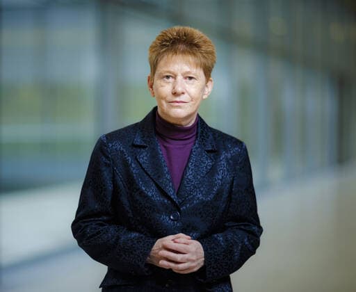 Petra Pau Die LINKE , Vice President of the German Bundestag, poses for a photo Berlin, 16 02 2022 Berlin Germany Copyright: xThomasxTrutschel photothek.dex