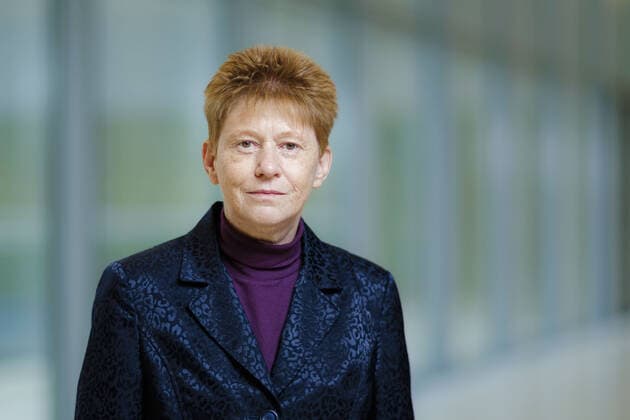 Petra Pau Die LINKE , Vice President of the German Bundestag, poses for a photo Berlin, 16 02 2022 Berlin Germany Copyright: xThomasxTrutschel photothek.dex