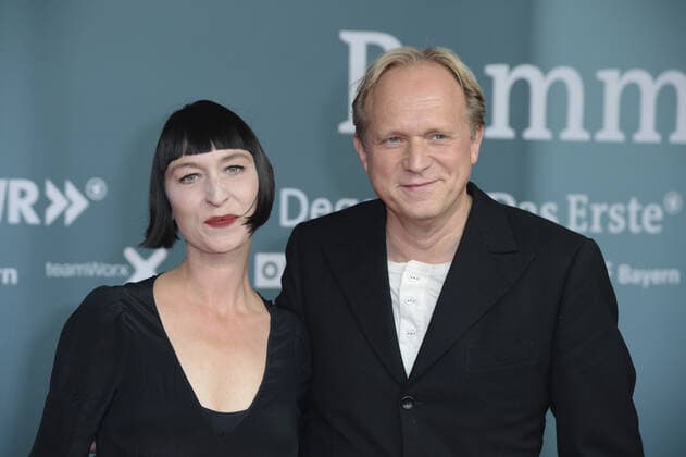 Ulrich Tukur mit Ehefrau Katharina John Premiere von ROMMEL am 24.Oktober 2012 im Delphi Filmpalast in Berlin Filmpremiere *** Ulrich Tukur with Wife Catherine John Premiere from Rommel on 24 October 2012 at Delphi Filmpalast in Berlin Film premiere Copyright: xDominiquexEcken