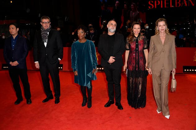 Tsitsi Dangarembga, Anne Zohra Berrached and Connie Nielsen Closing Ceremony Berlinale 2022 Berlinale Palast International Film Festival Berlinale 2022 Berlin 16 02 2022