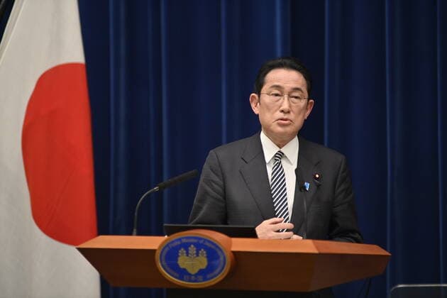 February 17, 2022, Tokyo, Tokyo Prefecture, Japan: TOKYO, JAPAN - FEBRUARY 17 : Japan™s Prime Minister Fumio Kishida attends a press conference in Tokyo, Japan, on February 17, 2022 as Japan is set ease border controls put in place to prevent the spread of the coronavirus Covid-19. Tokyo Japan - ZUMAs197 20220217_zaa_s197_029 Copyright: xDavidxMareuilx