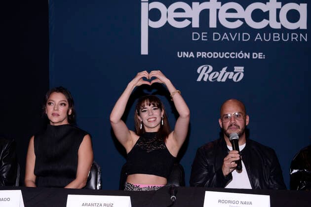 Prueba Perfecta Theater Press Conference MEXICO CITY, MEXICO - FEB 17, 2022: Sara Maldonado and Arantza Ruiz speak during the press conference of the Prueba Perfecta theater play at Foro Shakespeare. On February 17, 2022 in Mexico City, Mexico. (Photo by Carlos Tischler Eyepix Group) Copyright: xCarlosxTischlerx xEyepixxGroupx EYEPIX_CT_17022022_56022
