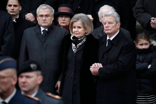 Witwe Alexandra Freifrau von Berlichingen und Joachim Gauck Staatsakt für Bundespräsident a. D. Prof. Dr. Roman Herzog am 24. Januar 2017 im Berliner Dom in Berlin *** Widow Alexandra Baroness from Berlichingen and Joachim Gauck Act of State for Federal President a D Prof Dr Novel Herzog on 24 January 2017 at Berlin Dom in Berlin Copyright: x