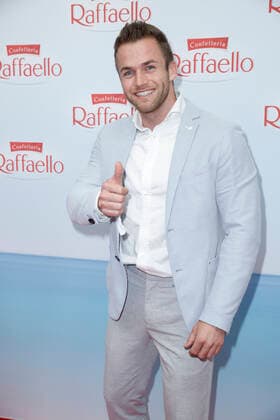 Philipp Stehler RAFFAELLO SUMMER DAY am 23. Juni 2017 in der KPM Königlichen Porzellan-Manufaktur in Berlin *** Philipp stealer Raffaello Summer Day on 23 June 2017 in the KPM Royal Porcelain Manufacture in Berlin Copyright: x