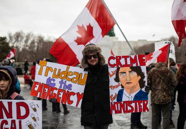 February 19, 2022, EDMONTON, AB, CANADA: Demonstrators gather to protest against COVID-19 measures and in support of a demonstration in Ottawa which has grown to a broader anti-government demonstration, in Edmonton, Saturday, Feb. 19, 2022. EDMONTON CANADA  - ZUMAc35_ 20220219_zaf_c35_122 Copyright: xJasonxFransonx
