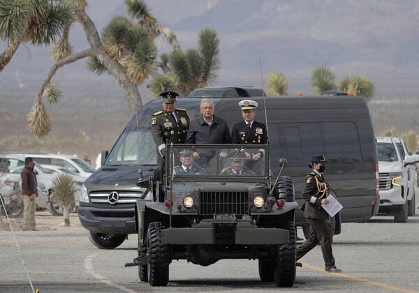 109th Anniversary Of The Mexican Army Andràs Manuel Lopez Obrador, President of Mexico, accompanied by Luis Cresencio Sandoval Gonzalez, Secretary of National Defence and Josà Rafael Ojeda Duran, Secretary of the Navy, during the commemoration of the 109th Anniversary of the Mexican Army in Ramos Arizpe, Coahuila. The past that shaped this armed force and laid the foundations for what it is today dates back to the Mexican Revolution, with the enactment of Decree 1421 on 19 February 1913, issued by the XXII Congress of the State of Coahuila, by which the government of Victoriano Huerta was disowned, empowering Governor Venustiano Carranza to arm forces and restore constitutional order. Ramos Arizpe Coahuila Ramos Arizpe Coahuila Mex Copyright: xGerardoxVieyrax originalFilename: vieyra-notitle220219_np6FK.jpg