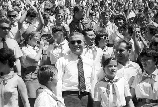 U.S. astronaut Frank Borman s visit to USSR 775867 10.07.1969 U.S. astronaut Frank Borman among schoolchildren at the pioneer camp Artek in the Crimea. Yuriy Somov Sputnik Republic of Crimea Russia  Copyright: xYuriyxSomovx