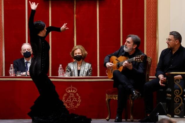Flamenco dancer Eva Yerbabuena (L) performs on stage next to Spanish former Queen Sofia (C) during the Iberoamericam Prizes organizated by Callia Foundation during an act held in Madrid, Spain on 22 February 2022. Spanish former Queen Sofia attends to the Iberoamericam Prizes !ACHTUNG: NUR REDAKTIONELLE NUTZUNG!  Copyright: xChemaxMoyax GRAF2935 20220222-14058786772f39ab9cc74eee378ae0101e919412