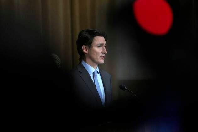 Kanada, PK mit Justin Trudeau in Ottawa zum zum Ukraine-Konflikt February 22, 2022, Ottawa, ON, CAN: Prime Minister Justin Trudeau speaks during a media availability on the situation in Ukraine, in Ottawa, on Tuesday, Feb. 22, 2022. Ottawa CAN  - ZUMAc35_ 20220222_zaf_c35_113 Copyright: xJustinxTangx