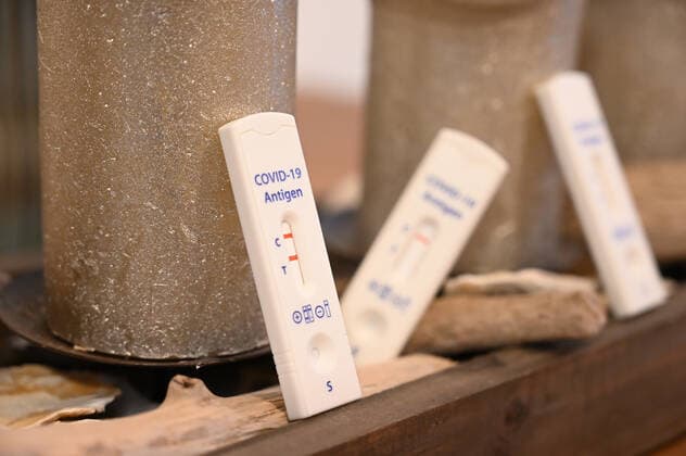 Stock and Icon Images I 22 02 2022 Topic Coronatest, Corona Test, Corona Test, Antigen Test Hamburg Neugraben Hamburg Germany Copyright: xLobeca FelixxSchlikisx