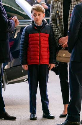 Bilder des Jahres 2022, Entertainment 02 Februar Entertainment Themen der Woche KW08 Entertainment Bilder des Tages . 26 02 2022. London, United Kingdom. Prince George arriving to watch the Six Nations rugby match between England and Wales at Twickenham Stadium in London,.  xPoolx xi-Imagesx IIM-23134-0016