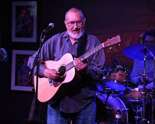 BOCA RATON - FEBRUARY 26: David Bromberg performs at The Funky Biscuit on February 26, 2022 in Boca Raton, Florida. Copyright: xmpi04x