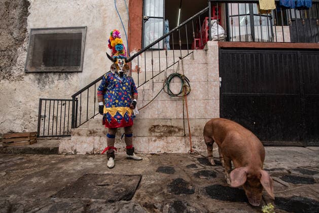 February 28, 2022: Residents of the town of Alto Tio Diego celebrate the traditional Afro-Mexican carnival. In this carnival, the residents usually wear wooden masks in the form of animals such as cows, bulls, horses and other costumes. This is a tradition that has been celebrated since the colonial era of Mexico - ZUMAqp1_ 20220228_zip_qp1_022 Copyright: xHectorxAdolfoxQuintanarxPerezx