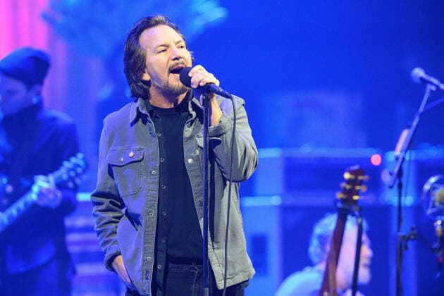 Eddie Vedder Performs In El Cajon Eddie Vedder performing with his band the Earthlings on the final night of his tour at the Magnolia Theater in El Cajon CA. El Cajon, CA United States  Copyright: xGeorgexOrtizx originalFilename: ortiz-notitle220227_npSJ3.jpg
