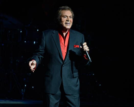 FORT LAUDERDALE FL - MARCH 02: Engelbert Humperdinck performs at The Broward Center for the Performing Arts on March 2, 2022 in Fort Lauderdale, Florida. Copyright: xmpi04 MediaPunchx