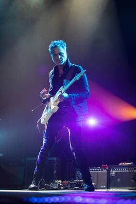 March 3, 2022, Inglewood, California, USA: Guitarist Richard Coleman accompanies the Argentinian rock band Soda Stereo during their performance for their final tour, Gracias Totales on Thursday March 3, 2022 at The Forum in Inglewood, California. ARIANA RUIZ PI Inglewood USA - ZUMAp124 20220303_zaa_p124_009 Copyright: xArianaxRuizx
