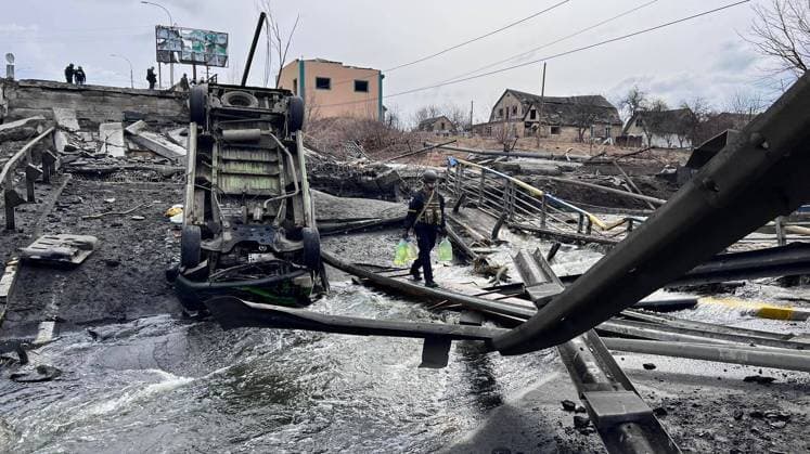 Ukraine-Krieg, Jahrestag der Invasion, Chronologie der Ereignisse, Archivbilder News Themen der Woche KW09 News Bilder des Tages Damaged Kyiv, Ukraine, after shelling during the Russian invasion, pictured on March 4, 2022. (CTKxPhoto PavelxNemecek) CTKPhotoF202203041082201 