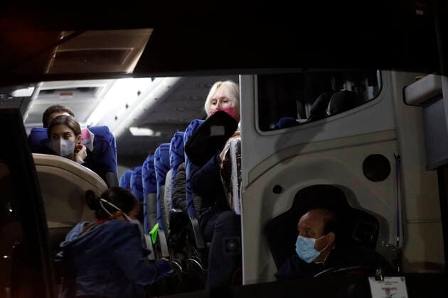 Mexican Refugees Fleeing The War In Ukraine Arrive In Mexico MEXICO CITY, MEXICO - MARCH 4, 2022: Mexican refugees and other countries who fled the war in Ukraine, arrived at the International Airport of Mexico City on the first humanitarian flight of the Mexican Air Force that left Romania. On March 4, 2022 in Mexico City, Mexico.(Photo by Luis Barron Eyepix Group). Copyright: xLuisxBarronx xEyepixxGroupx EYEPIX_LB_04032022_57384