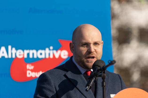 Reutlingen Themenbilder: Kundgebung der Alternative fuer Deutschland AfD in Reutlinger Buergerpark, 05.03.2022 Markus Frohnmaier, Afd Politiker, Themenbilder: Kundgebung der Alternative fuer Deutschland AfD in Reutlinger Buergerpark, 05.03.2022, *** Reutlingen theme pictures rally of the Alternative fuer Deutschland AfD in Reutlinger Buergerpark, 05 03 2022 Markus Frohnmaier, Afd politician, theme pictures rally of the Alternative fuer Deutschland AfD in Reutlinger Buergerpark, 05 03 2022, Copyright: xDROFITSCH EIBNERx EP_ddh