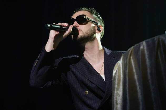 March 3, 2022, Madrid, Spain: Anton Alvarez Alfaro, better known by his stage name C. Tangana performs at the Wizink Center. .This concert is part of the tour El Madrileno, Sin cantar ni afinar Tour and in it, C Tangana presents his work El Madrileno , the best-selling album in Spain in 2021. Madrid Spain - ZUMAs197 20220303_zaa_s197_449 Copyright: xAtilanoxGarciax