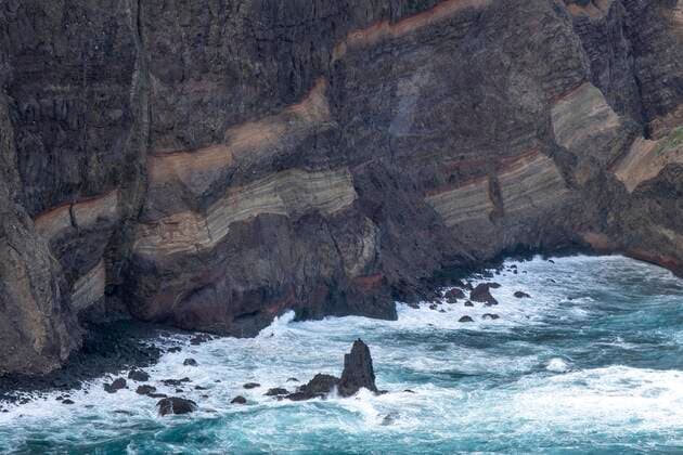 Creative Highlights World Vulkanisches Gestein, Ponta da São Lourenço, Felsküste, Steilküste, Punta de San Lorenzo, Madeira, Portugal, Europa *** Volcanic Rock, Ponta da São Lourenço, Rocky Coast, Cliff, Punta de San Lorenzo, Madeira, Portugal, Europe Copyright: imageBROKER/SonjaxJordan ibxjor08175382.jpg