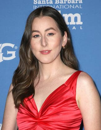March 5, 2022, Santa Barbara, CA, USA: Alana Haim attends the Virtuosos Award presentation during the 37th Annual Santa Barbara International Film Festival at Arlington Theatre on March 5, 2022 in Santa Barbara, California. Santa Barbara USA - ZUMAs181 20220305_zea_s181_039 Copyright: xImagespacex