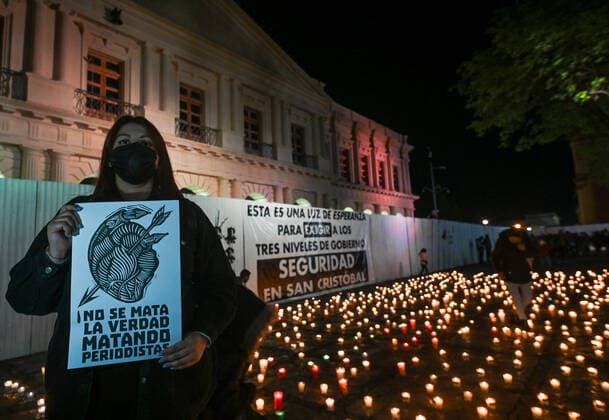 Murders On Journalists Continues In Mexico A journalist holds a placard with words The truth is not killed by killing journalists at a candlelight vigil seen at the March 31 Square following the national meeting of journalists against violence against journalists in Mexico, in San Cristobal de las Casas. Yesterday, Friday March 4, a Mexican crime reporter has been killed in the central Mexican state of Zacatecas, becoming the seventh killed in the country so far this year. On Saturday, March 5, 2022, in San Cristobal de las Casas, Chiapas, Mexico. San Cristobal de las Casas Mexico  Copyright: xArturxWidakx originalFilename: widak-murderso220305_npfFV.jpg