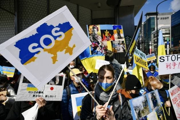 Anti-Russia protest in Japan People rally in the western Japan city of Kyoto on March 6, 2022, to protest against Russia s invasion of Ukraine.  A14AA0001264047P