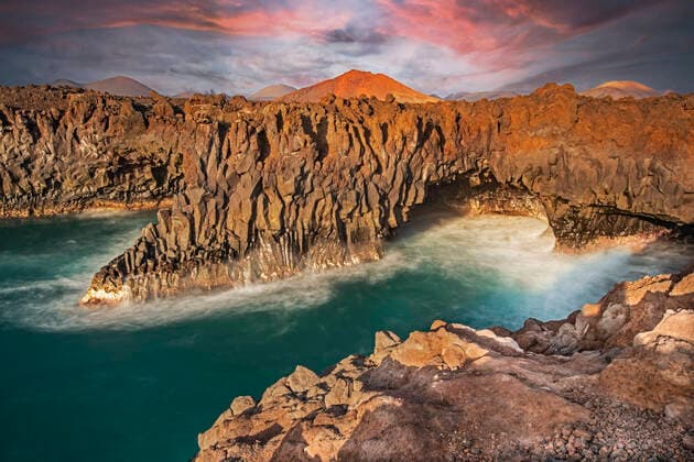 Creative Highlights World Los Hervideros, Lavafelsenküste im letzten Licht bei Sonnenuntergang, Langzeitbelichtung, Lanzarote, kanarische Inseln, Kanaren, Spanien mcpins *** Los Hervideros, lava rock coast in last light at sunset, long exposure, Lanzarote, Canary Islands, Canary Islands, Spain mcpins mcpins
