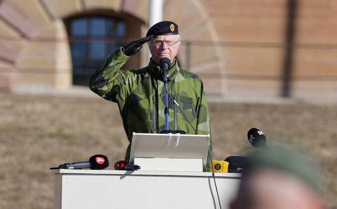 Bilder des Jahres 2022, Entertainment 03 März Entertainment Themen der Woche KW10 Entertainment Bilder des Tages King Carl Gustaf attends a standard handover at the Life Regiment Hussars (K3) in Karlsborg, Sweden, on March 07, 2022. KARLSBORG SWEDEN x9200x *** King Carl Gustaf attends a standard handover at the Life Regiment Hussars K3 in Karlsborg, Sweden, on March 07, 2022 KARLSBORG SWEDEN x9200x,  Copyright: xAdamxIhse TTx KING CARL GUSTAF KARLSBORG