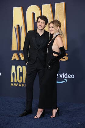 Morgan Evans and Kelsea Ballerini arrive for the 2022 Academy of Country Music Awards at Allegiant Stadium in Las Vegas, Nevada on Monday, March 7, 2022.  LAV20220307056 JAMESxATOA