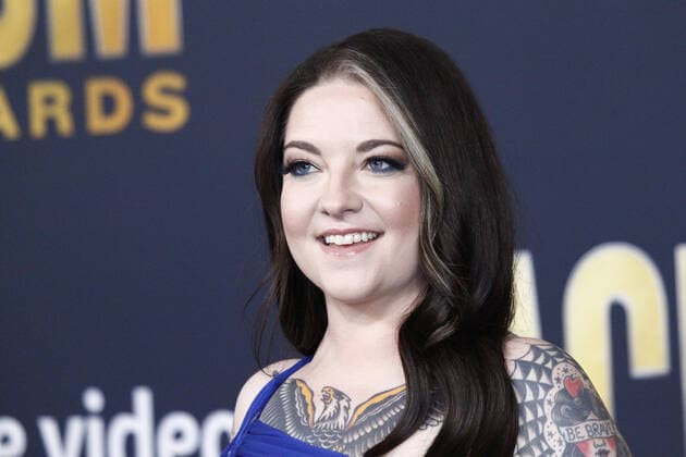 Singer-songwriter Ashley McBryde arrives for the 2022 Academy of Country Music Awards at Allegiant Stadium in Las Vegas, Nevada on Monday, March 7, 2022.  LAV20220307085 JAMESxATOA