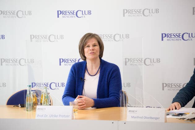 News Bilder des Tages Presse-Gespräch am 8. März 2022 im Münchner PresseClub zum Thema Corona Covid19 Prof. Dr. Ulrike Protzer Gespräch am 8. März 2022 im Münchner PresseClub zum Thema Corona Covid19 mit Virologin Prof. Dr. Ulrike Protzer und Dr. Christina Berndt, Wissenschaftsjournalistin des Jahres. - Prof. Dr. Ulrike Protzer Munich Press Club Discussion (Munich, Germany), March 8, 2022, on the subject of Corona Covid19 with virologist Prof. Dr. Ulrike Protzer and Dr. Christina Berndt, science journalist of the year. Munich Bavaria Germany Copyright: xMichaelxLucanxxxaal.photox