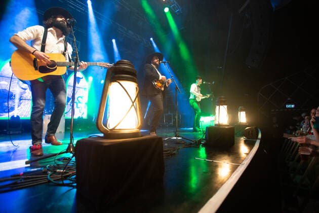 The Dead South Oslo, Norway. 07th, March 2022. The Canadian folk and bluegrass band The Dead South performs a live concert at Sentrum Scene in Oslo. Here singer and musician Nate Hilts (C) is seen live on stage with Scott Pringle (L) and Colton Crawford (R). Oslo Norway  Copyright: xGonzalesxPhoto Per-OttoxOppix