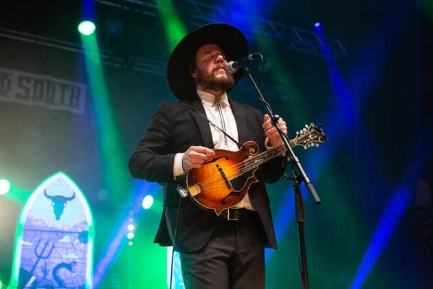 The Dead South Oslo, Norway. 07th, March 2022. The Canadian folk and bluegrass band The Dead South performs a live concert at Sentrum Scene in Oslo. Here singer and musician Nate Hilts is seen live on stage. Oslo Norway  Copyright: xGonzalesxPhoto Per-OttoxOppix