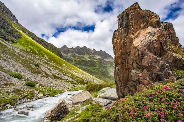 Creative Highlights World Ill fliesst durch das Montafon, Oesterreich, Vorarlberg river Ill in the Montafon valley, Austria, Vorarlberg BLWS663916 *** Ill flows through the Montafon, Austria, Vorarlberg river Ill in the Montafon valley, Austria, Vorarlberg BLWS663916 Copyright: xblickwinkel M.xKuehnx