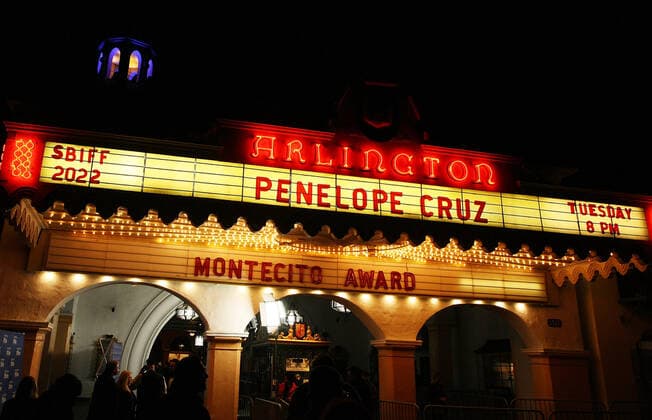 March 8, 2022, Santa Barbara, CA, USA: General View Atmosphere outside the Montecito Award presentation during the 37th Annual Santa Barbara International Film Festival at Arlington Theatre on March 8, 2022 in Santa Barbara, California. Santa Barbara USA - ZUMAs181 20220308_zea_s181_008 Copyright: xImagespacex