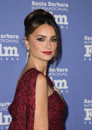 March 8, 2022, Santa Barbara, CA, USA: Penelope Cruz attends the Montecito Award presentation during the 37th Annual Santa Barbara International Film Festival at Arlington Theatre on March 8, 2022 in Santa Barbara, California. Santa Barbara USA - ZUMAs181 20220308_zea_s181_025 Copyright: xImagespacex