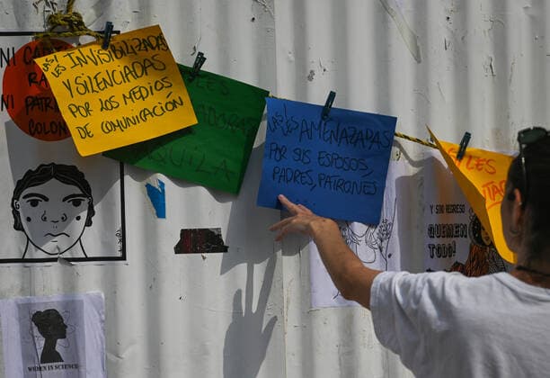 International Women s Day March In San Cristobal De Las Casas Messages left by activists on the wall next to San Cristobal de las Casas cathedral. Hundreds of women marched through San Cristobal de las Cacas center on International Women s Day, demanding an end to feminicide and other gender-based violence in Chiapas and Mexico. On Tuesday, March 8, 2022, in San Cristobal de las Casas, Chiapas, Mexico. San Cristobal de las Casas Mexico  Copyright: xArturxWidakx originalFilename: widak-internat220308_np63H.jpg
