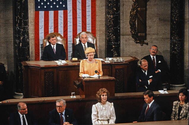 May 16, 1991, Washington, District of Columbia, USA: Queen Elizabeth II of Great Britain addresses a Joint Session of the United States Congress in the US House Chamber in the US Capitol during a State Visit on May 16, 1991. Seated in the rear are US Vice President Dan Quayle, left and Speaker of the United States House of Representatives Tom Foley (Democrat of Washington), right Washington USA - ZUMAs152 19910516_zaa_s152_012 Copyright: xDennisxBrackx-xPoolxviaxCNPx